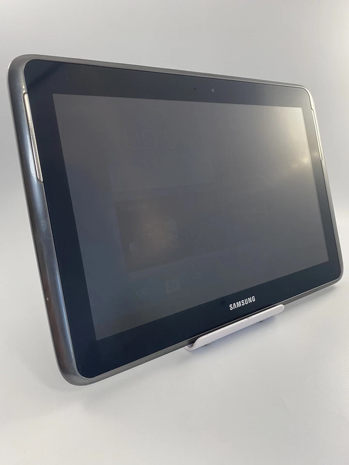 Samsung Galaxy Tab 10.1 N8010 Black Wi-Fi 16GB 3MP HD Display Android Tablet - Image 3 of 4