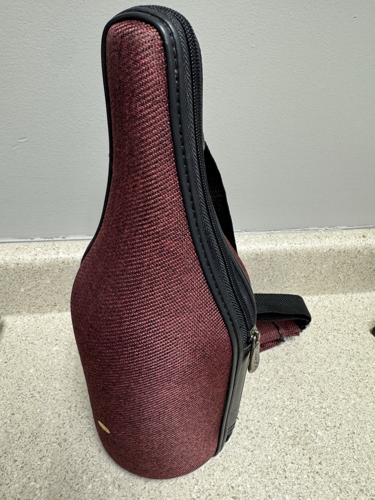 Wine Bottle Carrier Caddy O Burgundy Cooler Insulated Hand Strap