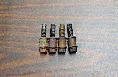 4x Land Rover Discovery 2 & 2 Exhaust Manifold Bolt & Spacer ERR6734 ERR6318 OEM