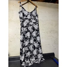 NWT Vince Camuto Black White Floral Maxi Dress Plus Size 2X Flowy Elegant Chic