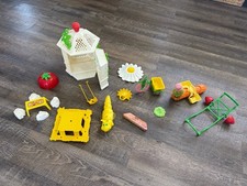 Vintage Strawberry Shortcake Garden House Gazebo Play Set Worm , Other Items
