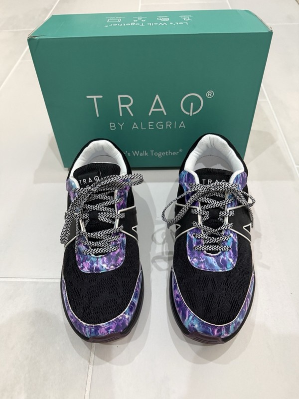 New Women Size EUR 38/US 8 TRAQ by ALEGRIA Qarma 2 Frequencies Sneakers