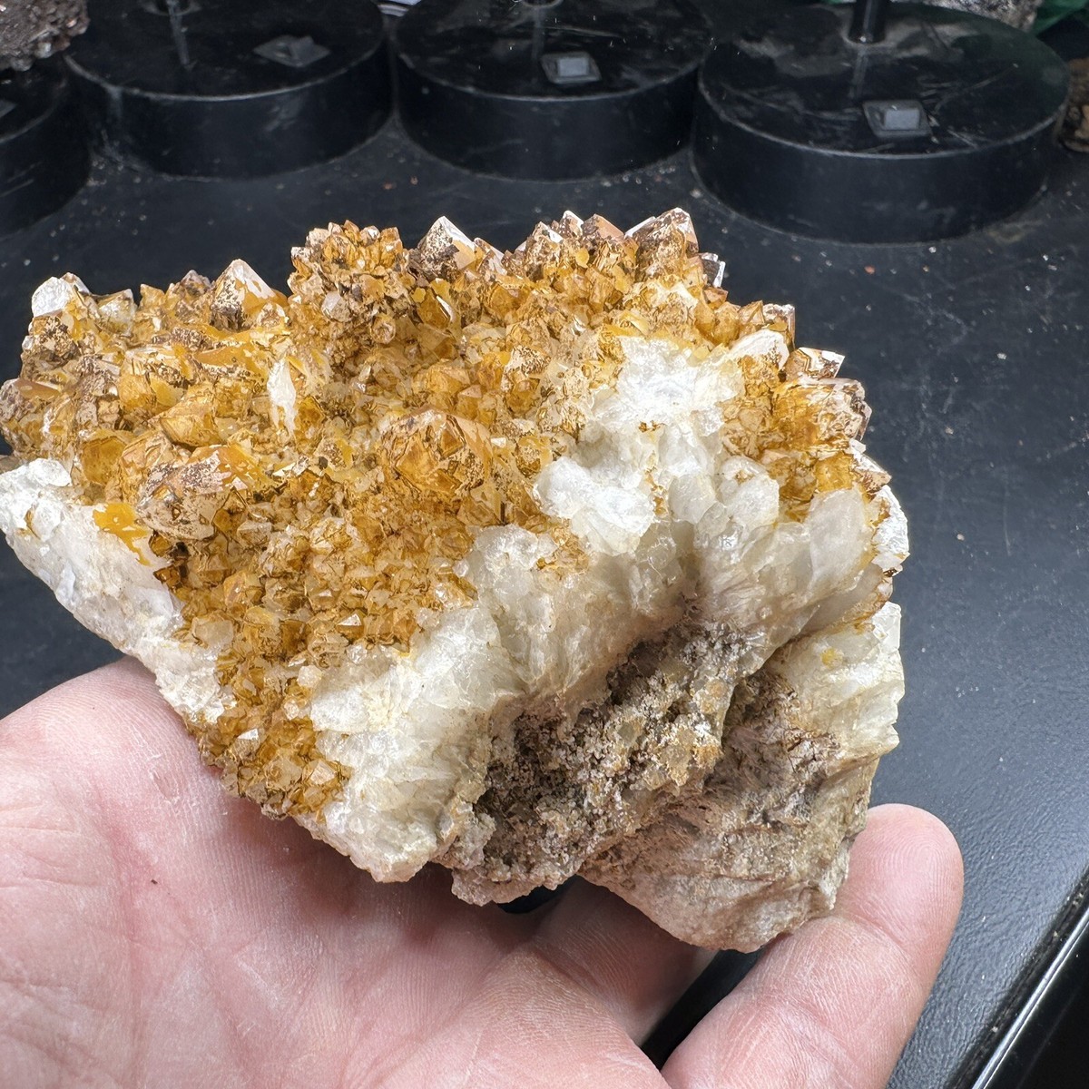 画材 Iron Quartz Genuine BCR413 Iron Quartz - The Rock Shed