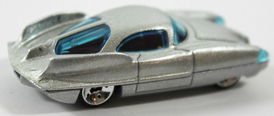 Hot Wheels Prototipo Alfa Romeo BAT 9 2005 первое издание 19 из 20 автомобилей - Изображение 2 из 4