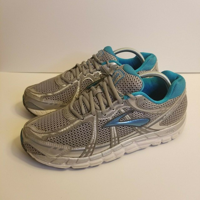 brooks addiction 11 running shoes