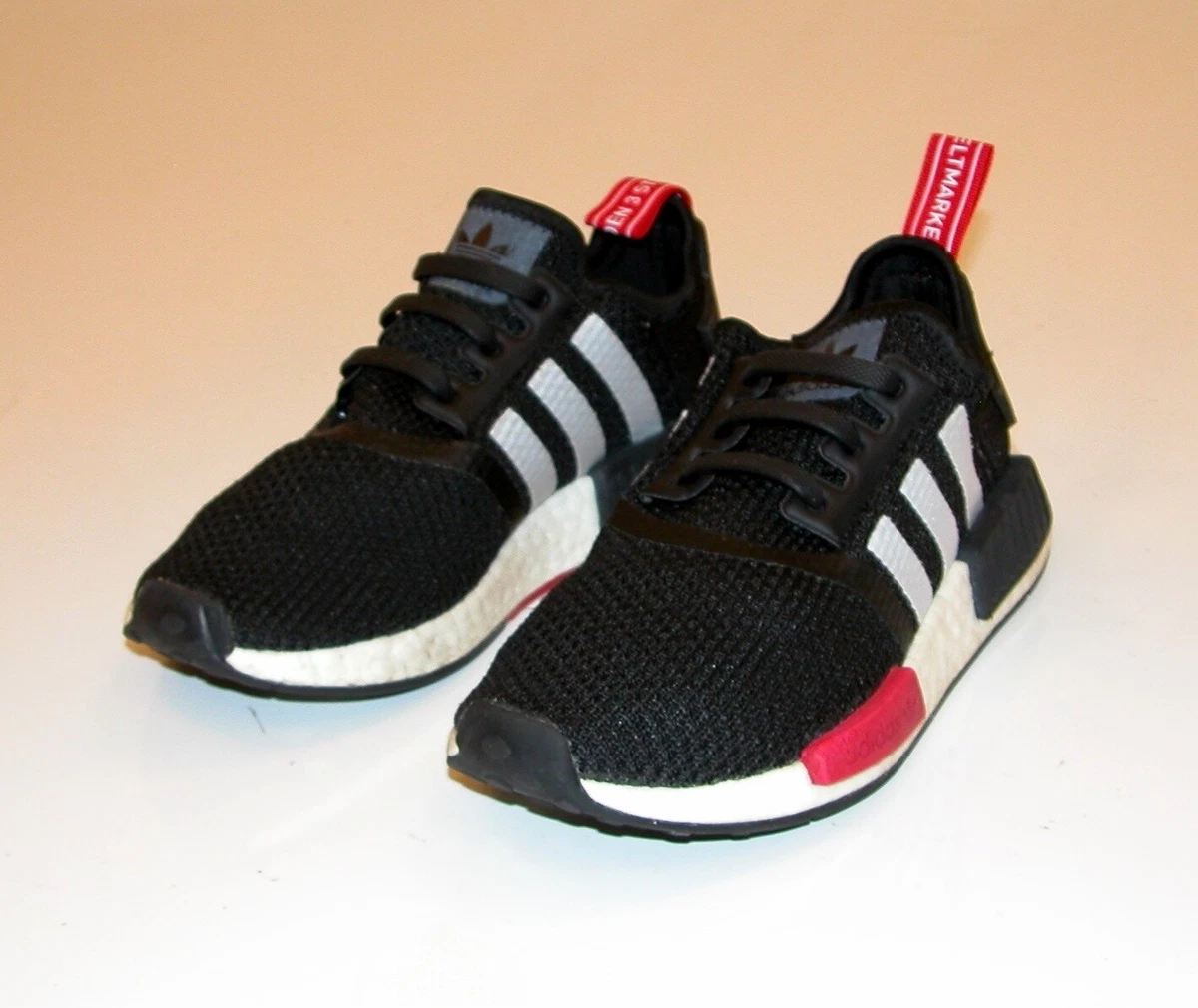 adidas originals men's nmd_r1 shoes black