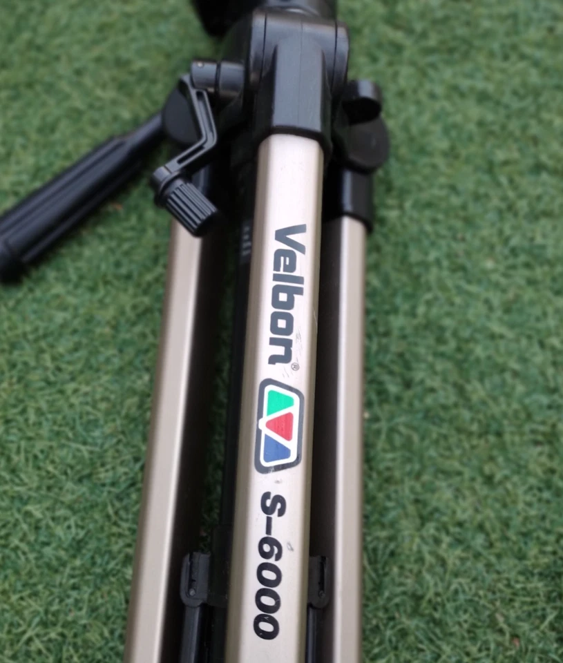 VELBON CAMERA TRIPOD S6000 HEAVY DUTY AJDUSTABLE 3-WAY PAN TILT HEAD 64" - NICE - Image 2 of 4