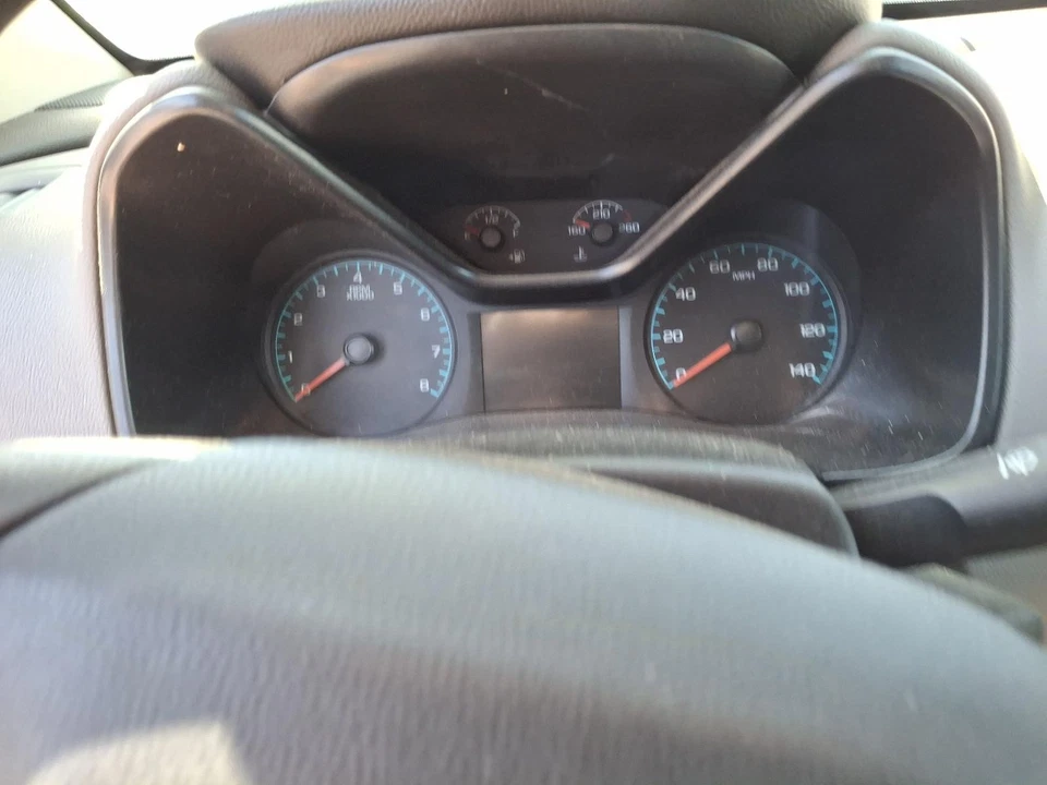 二手后左门内部装饰面板 适合:2016 雪佛兰 Colorado A 级 — 第 4/4 张图片