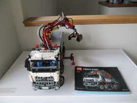 LEGO TECHNIC Mercedes-Benz Arocs 3245 (42043) Complete W Manual WORKS 2 color su