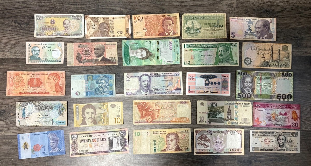 25 Banknotes DIFFERENT COUNTRIES Circulated Currency Foreign World