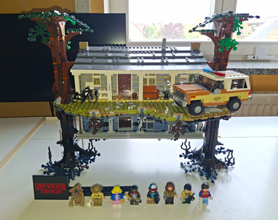 LEGO 75810 | Stranger Things: Die andere Seite | Upside Down vollständig