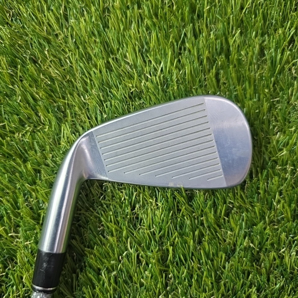 Cobra Forged Tec X 4 Iron Excaliber Tour X 95 Extra Stiff Shaft - Image 2 of 4