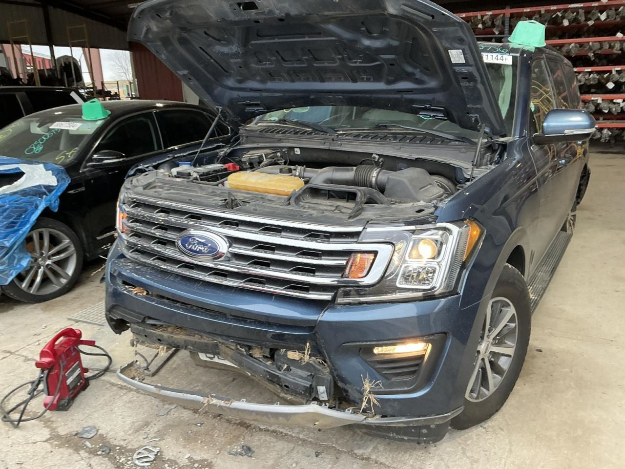 Front Left Knee Airbag for 2018-2021 Ford Expedition Without Adaptive Suspension 4823402