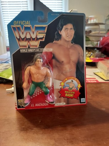 WWE WWF Hasbro Series 6 El Matador Tito Santana MO...