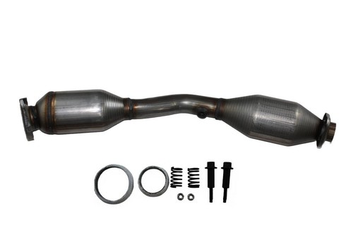 2007-2012 Nissan Versa Valve Cover - Beck Arnley 036-0012