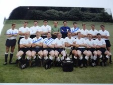 TOTTENHAM HOTSPUR FC 1963 DAVE MACKAY CLIFF JONES BOBBY SMITH HAND SIGNED PHOTO