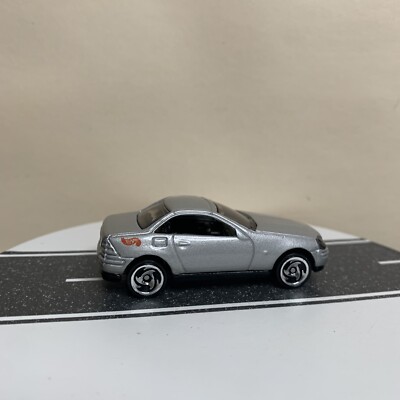1998 Hot Wheels #1095 Mercedes Benz SLK R170 Silver Mtflk Black