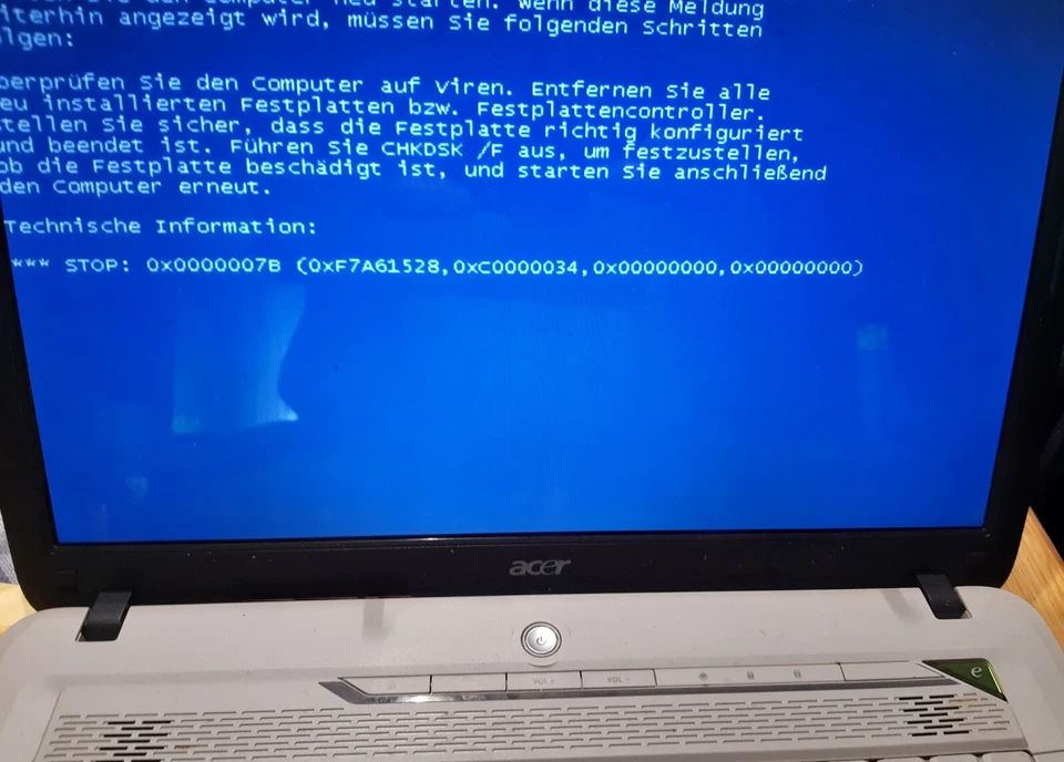 15" Laptop Notebook Acer Defekt - Bild 3 von 4