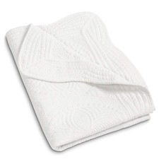 Baby Quilt Personlized Monogram Lightweight Embossed Scalloped Throw Blanket ...