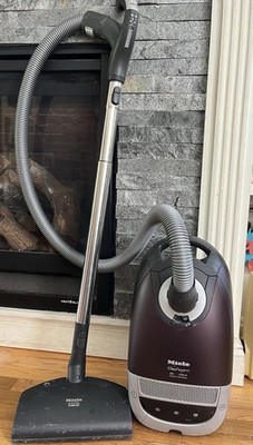 Miele Capricorn Canister Vacuum  S5981  W/ Accessories