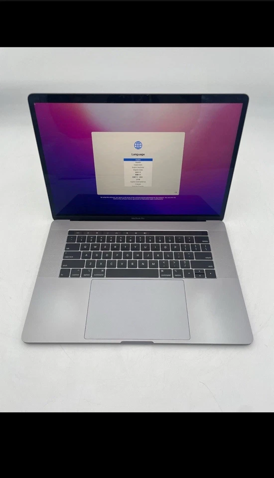 Apple 2017 15" MacBook Pro 2.9GHz i7 16GB 512GB Touch Bar GPU 560 | Gris | * Foto 2 de 4