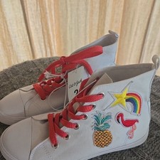 NWT - CAT JACK - Kids White Embroidered High-Top Sneakers - Size 2
