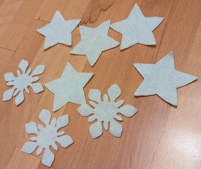 8 weiße Deko Sterne/Schneeflocken Tischdekoration Advent Weihnachten