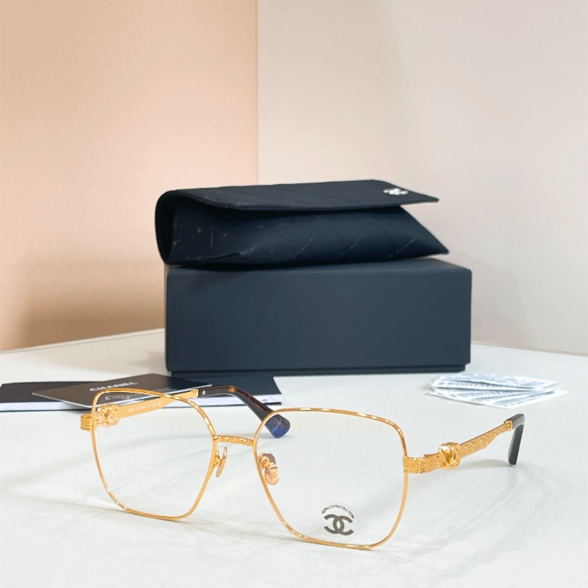 25+ CHANEL Clear Fashion Eyewear & Glasses for Women for sale