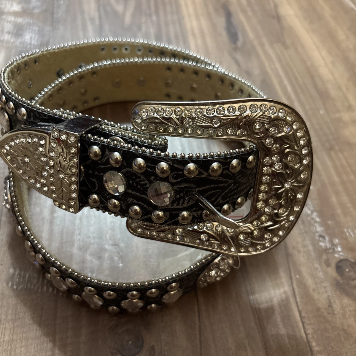 BLAZIN Roxx NWOT Genuine Leather Belt Size Medium Blazin Roxx Scalloped Rhinestone Cross Croc Print Belt  main image 3