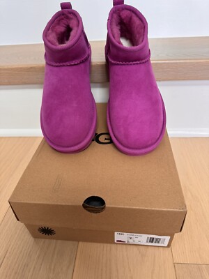 UGG Classic Ultra Mini Boots Mangosteen Women Size 7 💯 Authentic