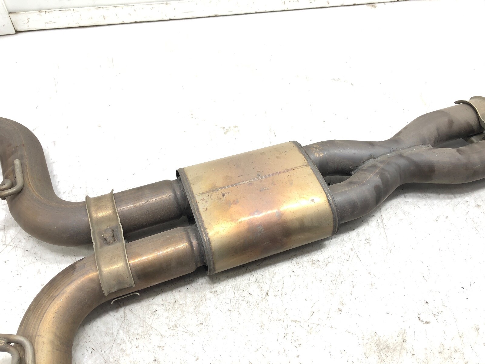 2014-2017 MASERATI GHIBLI 3.0L V6 EXHAUST SILENCER RESONATOR ASSEMBLY OEM.