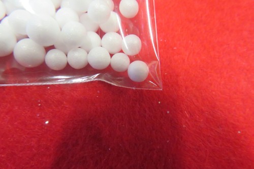 5 gram White mini Artificial Snow for Crafting - Picture 3 of 4