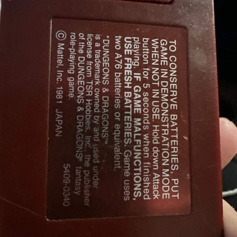 Винтажная портативная видеоигра MATTEL Electronic DUNGEONS & DRAGONS - Изображение 3 из 4