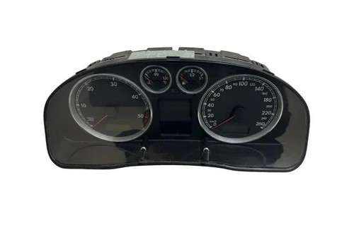 VW PASSAT B5 3B2 Kombiinstrument VWZ7Z0B5866082 3B0920827A 1.90 Diesel 26571121