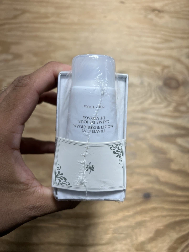 Vivo Per Lei Creme Hidratante Dia Minerais do Mar Morto com Bônus Tamanho de Viagem NOVO - Imagem 4 de 4