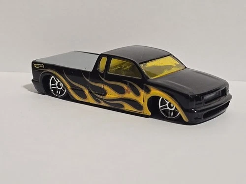 Hot Wheels Black & Yellow Flames Steel Flame Diecast 1:64 2002 Vintage Truck