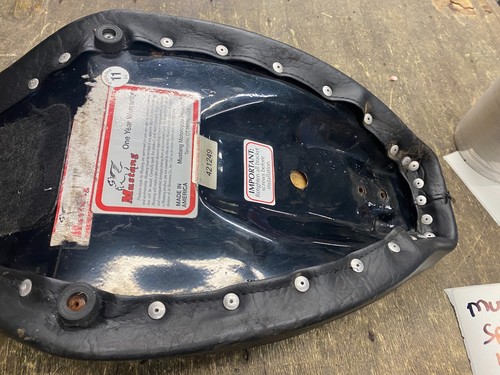 Mustang Custom Seat Harley Ironhead Sportster Scorpion 1957-78 XLH XLCH 900 1000 - Picture 8 of 9