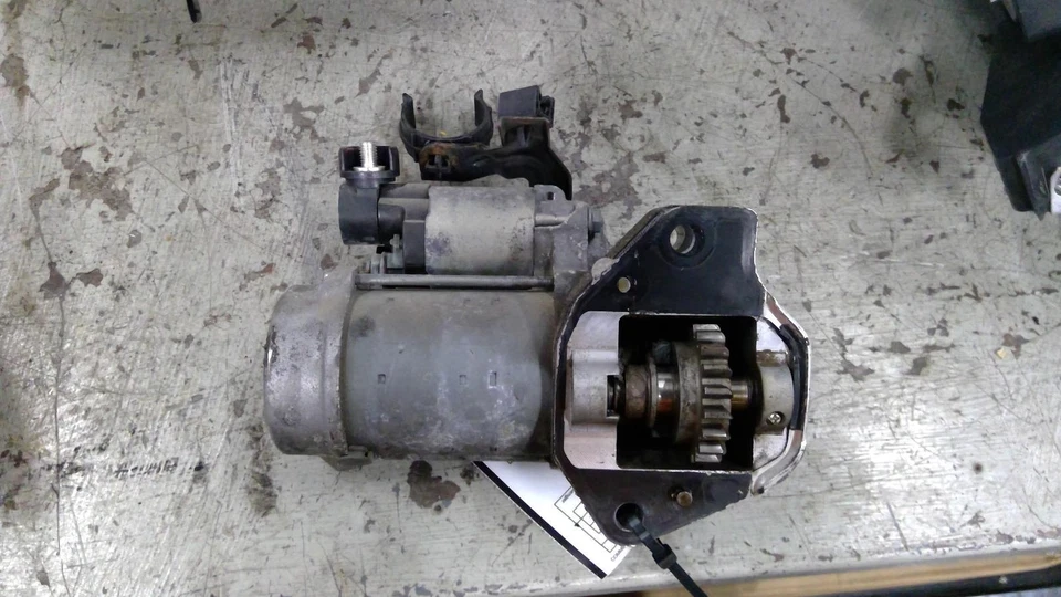 Motor de arranque usado se adapta a: Acura Mdx 2011 3,7 L 6 cilindros grado A Foto 2 de 4