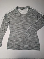 ATHLETA Snowscape Crew Long Sleeve Gray Texture Top Stretch-Finger Holes Sz M