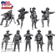 1/35 Die Cast Resin Figure Model Assembly Kit 9 Soldiers Including Weapon Toys