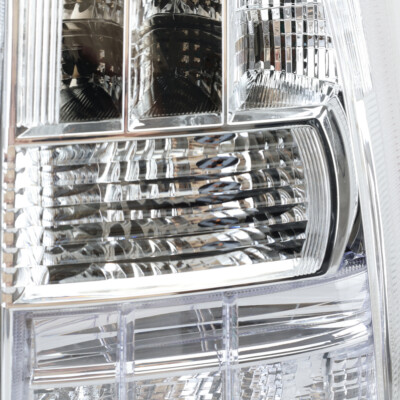 Pair Of Tail Lights For 2010-2011 Toyota Prius – Driver & Passenger Side With Bulbs Included (Evan-Fischer)