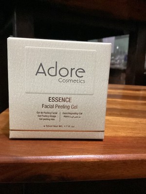 Essence Cosmetics Facial Peeling Gel Ginseng & Green Tea Extract Free Shipping