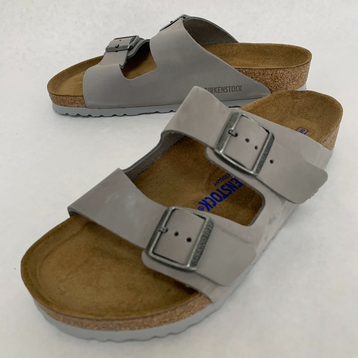 【関税&送料込】Birkenstock Grey Arizona Slippers Grey Birkenstock Arizona - JD Sports Global