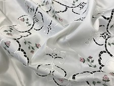 88" Round Fabric Embroidery Handmade Rosebud Embroidered Tablecloth 12 Napkin
