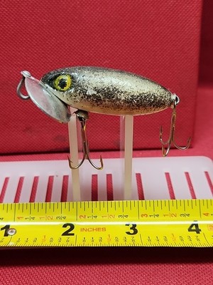 Vintage Fred Arbogast Japan Versi Jitterbug Fishing Lure 2'' Long Bone /Gray Glit