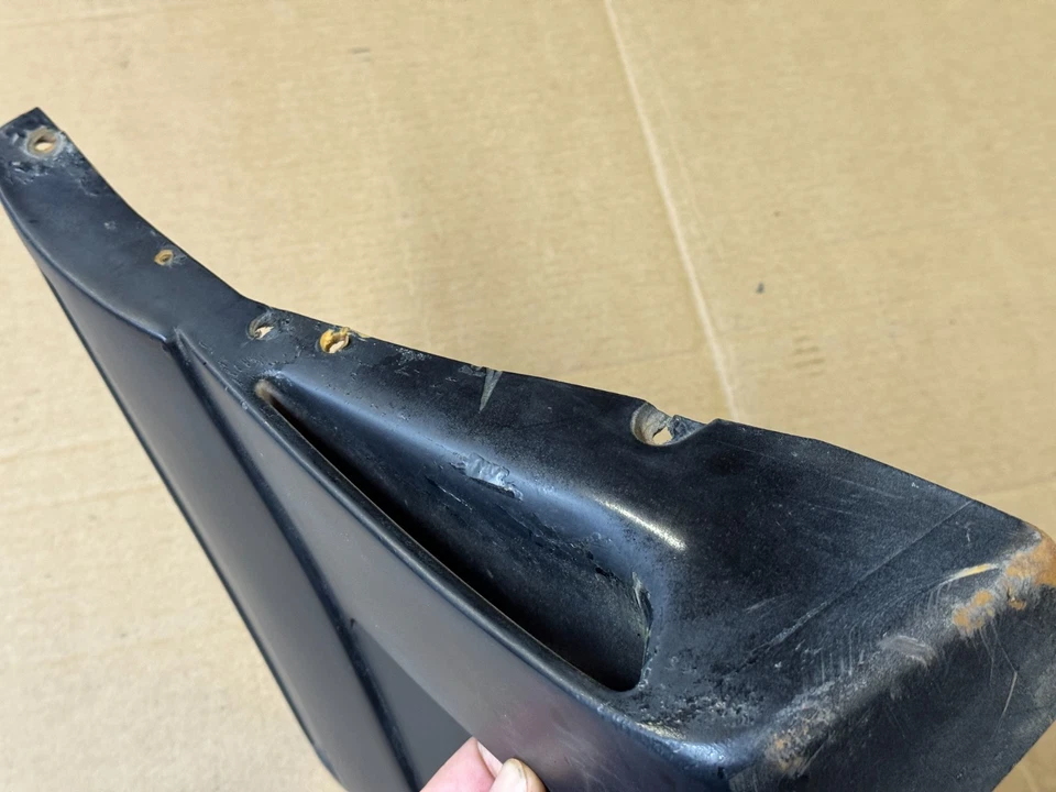 91-93 Ford Mustang GT GUARDABARROS DELANTERO EFECTO SUELO ESPATA GFX LH DRIVERS de fábrica OEM Foto 4 de 4