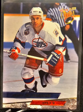 1993-94 Fleer Ultra Fredrik Olausson #147 Winnipeg Jets