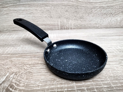 Scoville Neverstick Mini Bratpfanne - kleines Ei/Persönliche Größe - gesprenkelt Anti-Sti