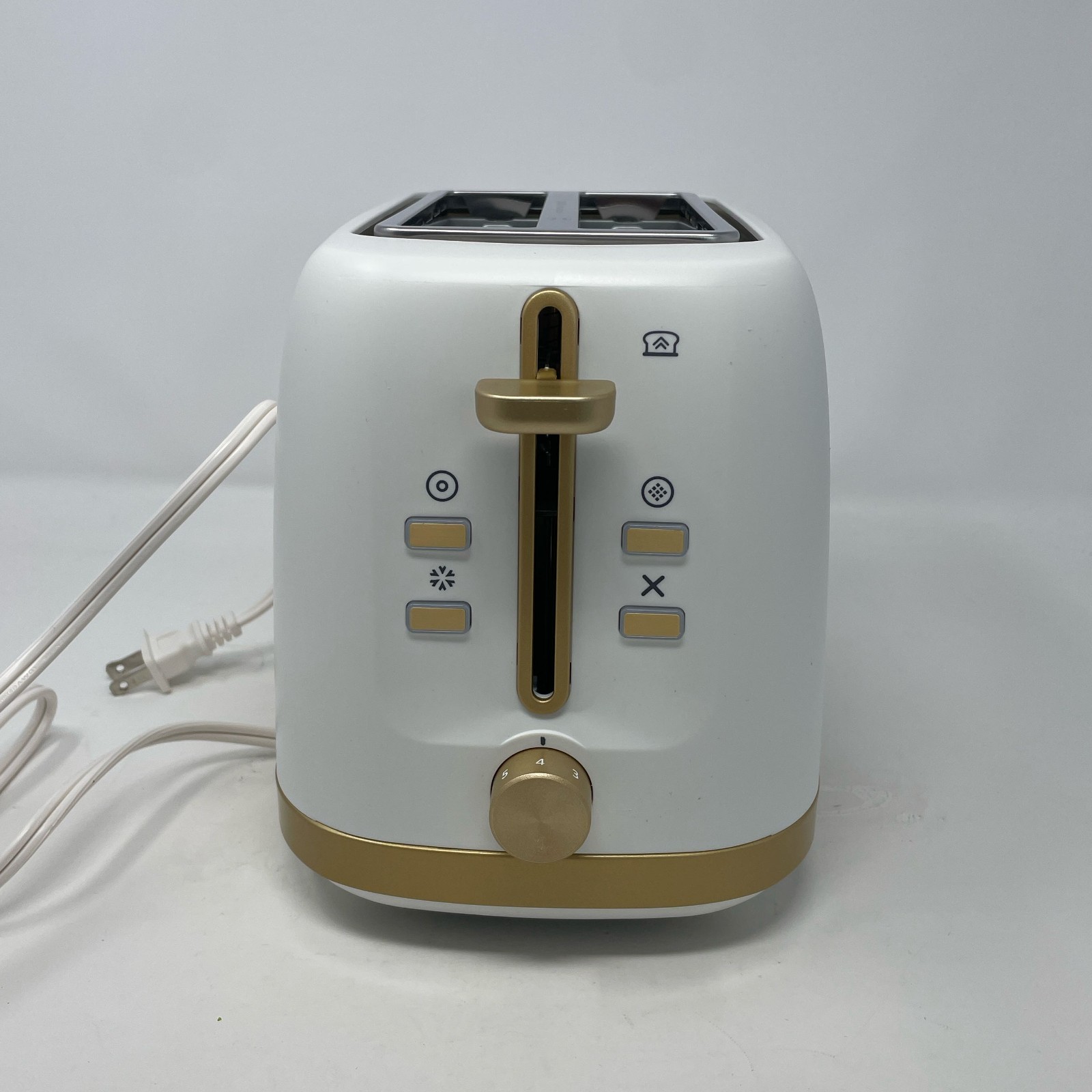 West Bend Timeless 2-Slice Toaster, White/Gold