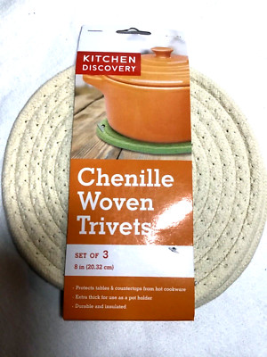 KITCHEN DISCOVERY 8  INCH CHENILLE WOVEN TRIVETS (3) BEIGE CREAM ROUND NWT